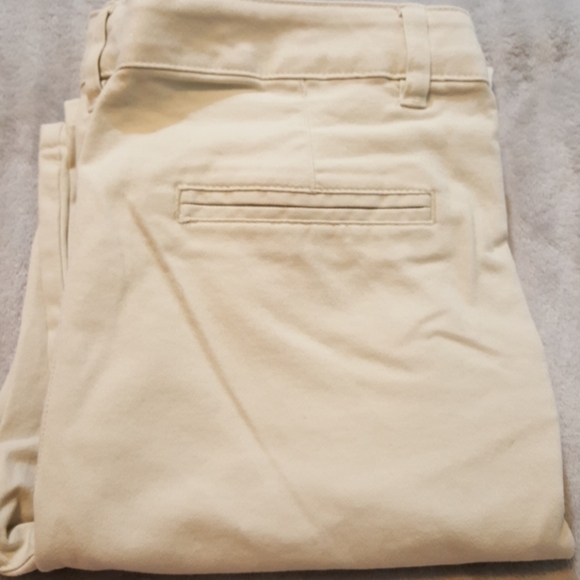 NWOT. Girls Cat & Jack tan kacki pants. Boot cut. - Picture 7 of 7